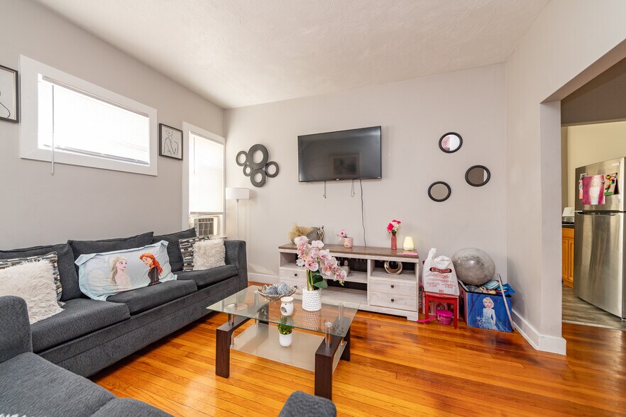 More Photos Of 140 Callender St, Boston Apartments For Sale