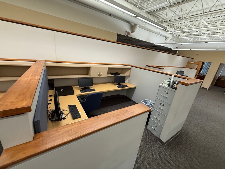 More Photos Of 4888 S Old Peachtree Rd, Peachtree Corners Office For Lease