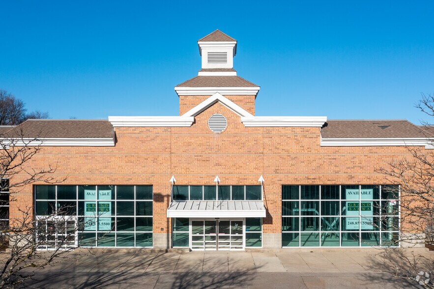 More Photos Of 20111 Haggerty Rd, Northville Freestanding For Lease