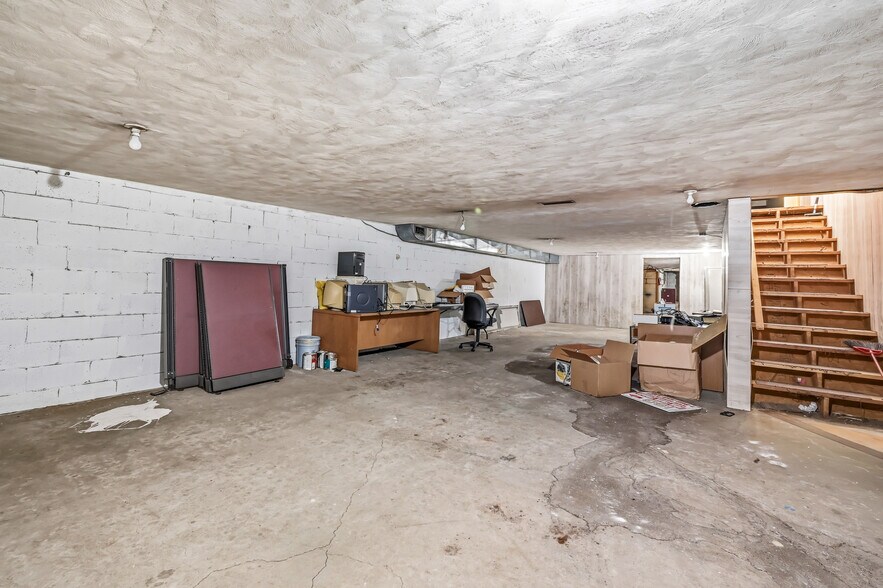 More Photos Of 501-505 Market St, East Liverpool Storefront For Sale