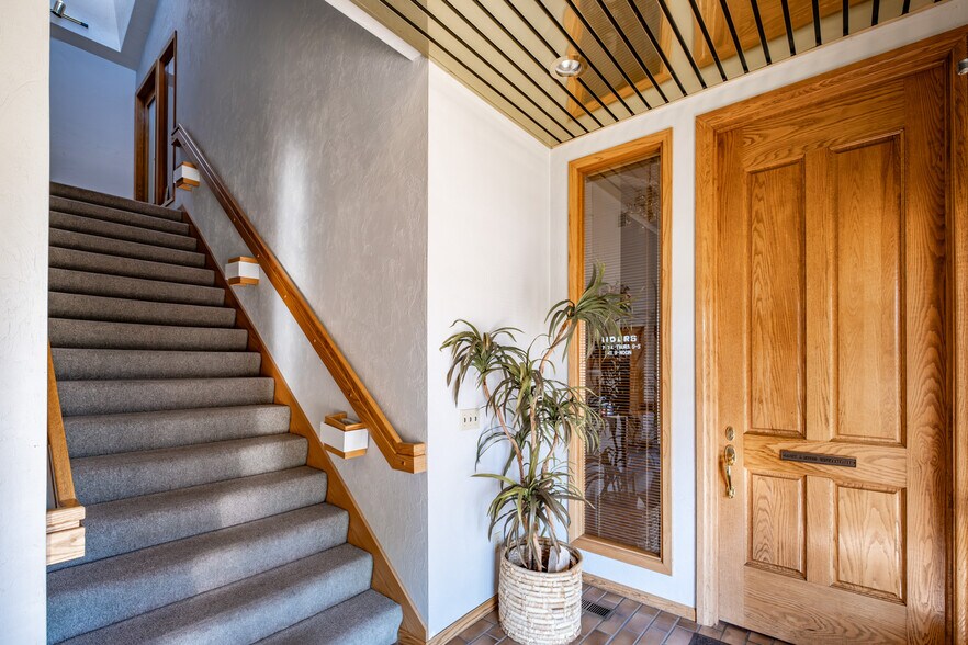 More Photos Of 1010 S Main St, Lebanon Loft Creative Space For Lease