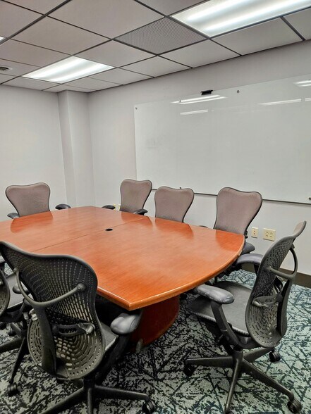 More Photos Of 6455 Lake Ave, Orchard Park Office For Sale