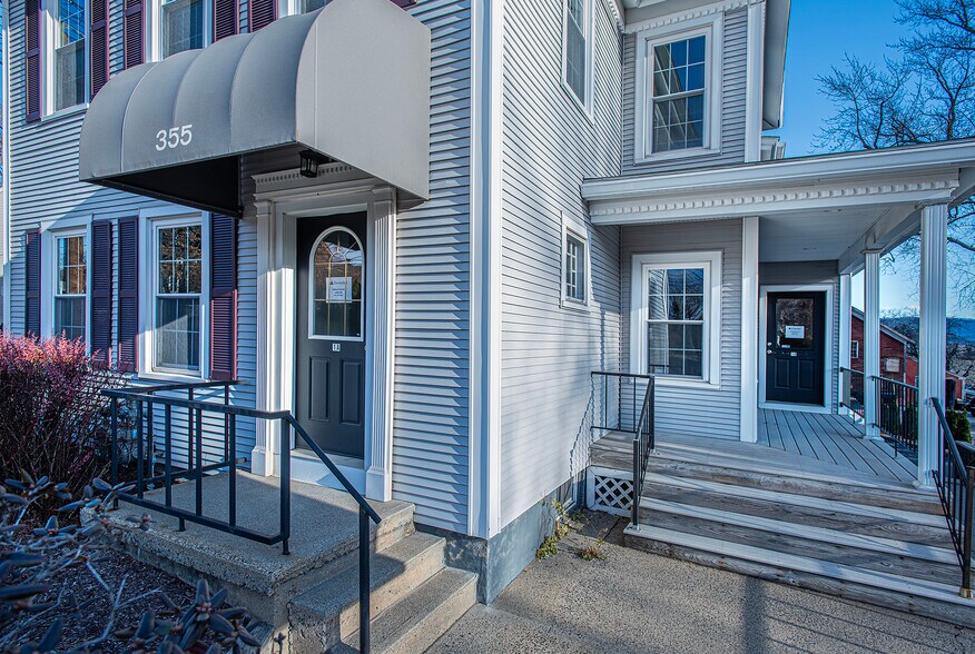 More Photos Of 355 Bridge St, Northampton Office For Lease