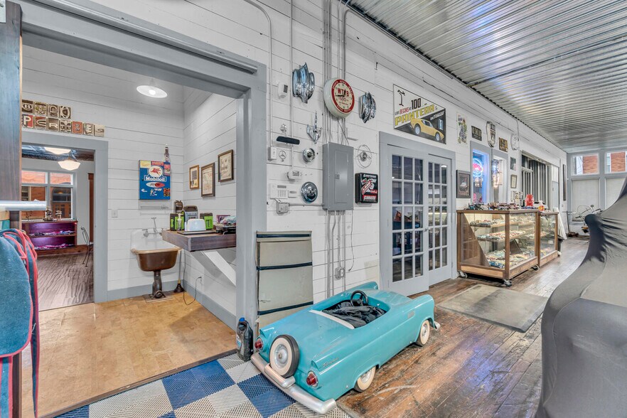 More Photos Of 101 S Main St, Concord General Retail For Sale