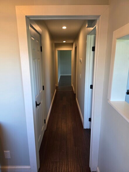More Photos Of 9213 First St, Baroda Office For Lease