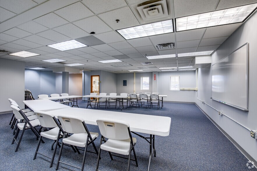 More Photos Of 1112-1320 NW 7th St, Rochester Unknown For Sale