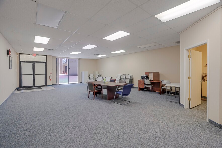 More Photos Of 2517 N Great Western Dr, Prescott Valley Freestanding For Lease