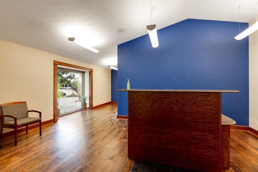 More Photos Of 1089 Sagamore Pky W, West Lafayette Office For Sale