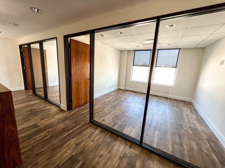 More Photos Of 110 E Wilshire Ave, Fullerton Office For Lease