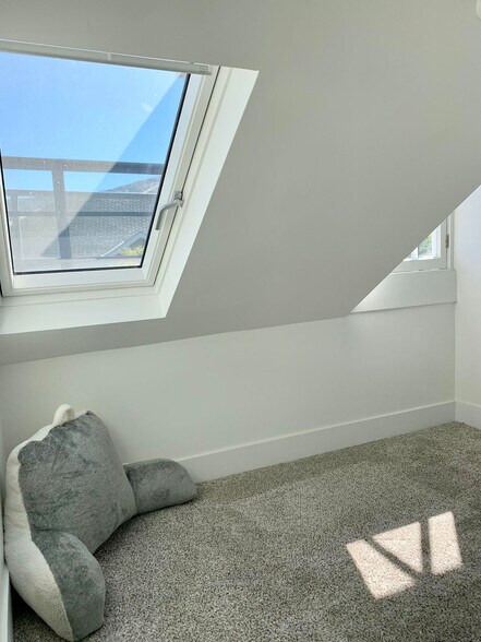 More Photos Of 1700 Osos St, San Luis Obispo Apartments For Sale