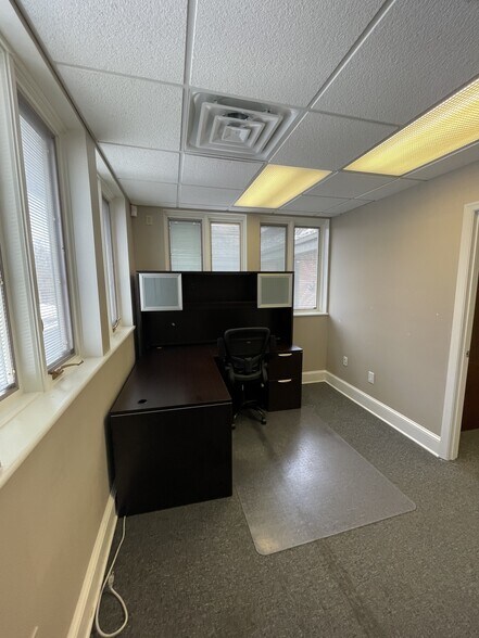 More Photos Of 600 Ridgely Ave, Annapolis Medical For Lease