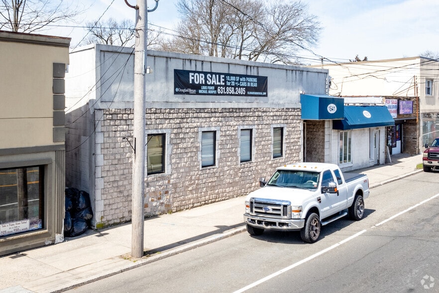 More Photos Of 1841 New York Ave, Huntington Station Medical For Sale