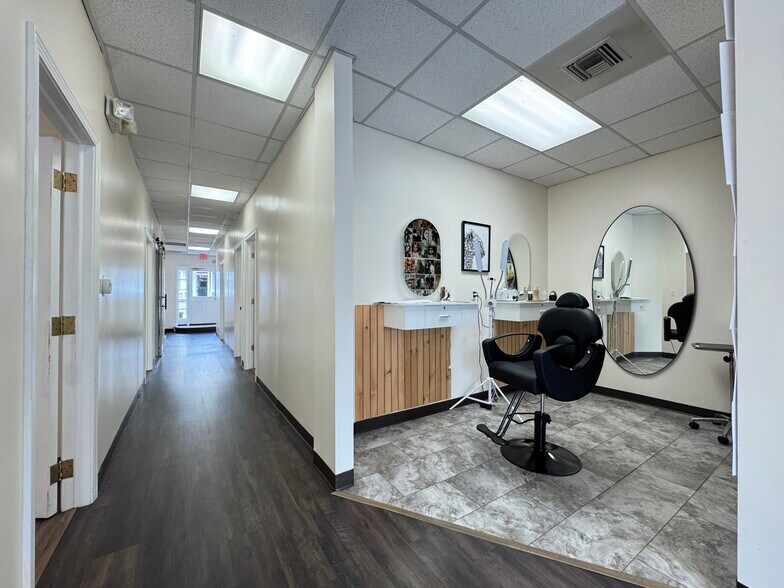 More Photos Of 10 Broadway, North Haven Storefront Retail Office For Lease