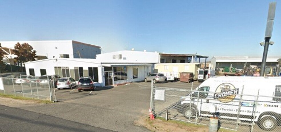 More Photos Of 1813 Moffat Blvd, Manteca Warehouse For Lease