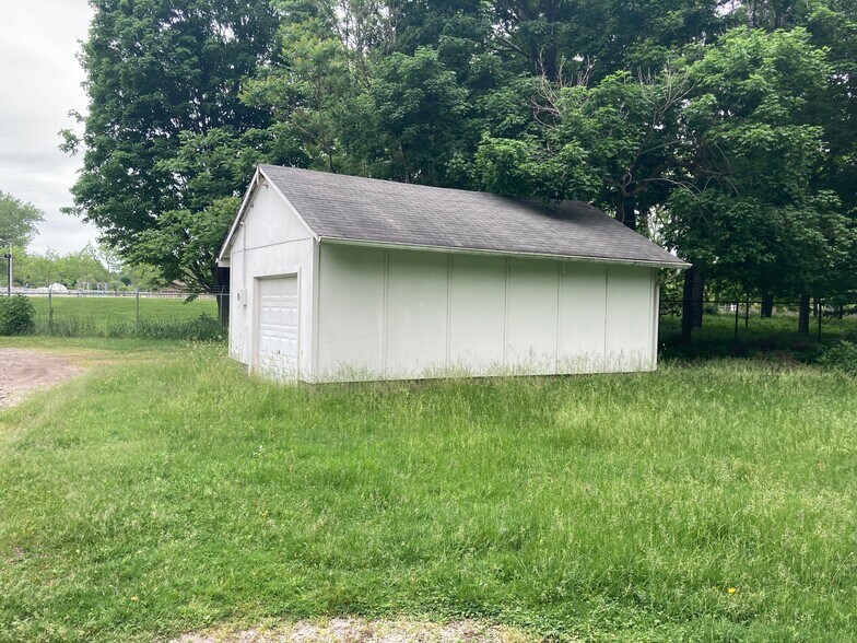 More Photos Of 35783 Lake Shore Blvd, Eastlake Land For Sale