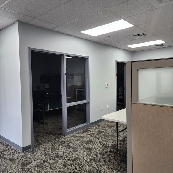 More Photos Of 2920 George Washington Way, Richland Office For Sale