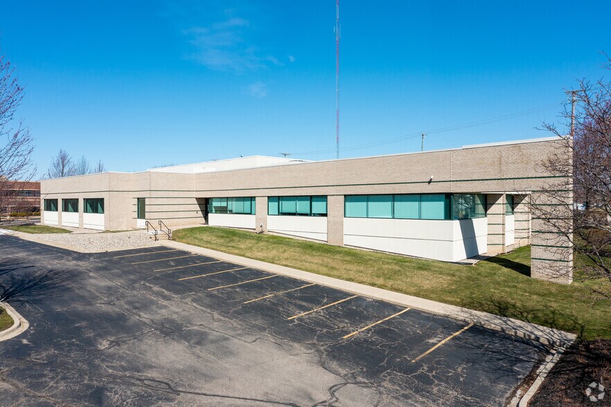 Primary Photo Of 45525 Grand River Ave, Novi Office For Lease