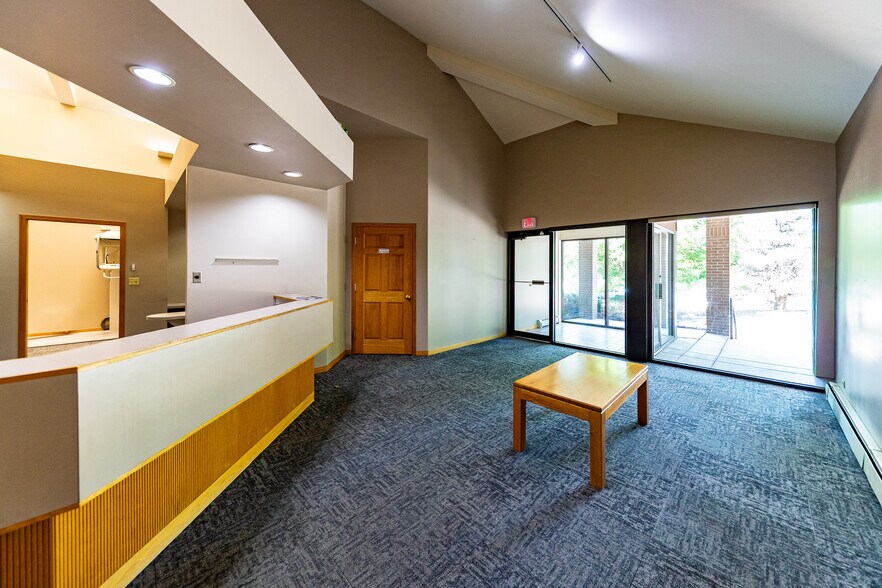 More Photos Of 7515 W Yale Ave, Denver Medical For Lease