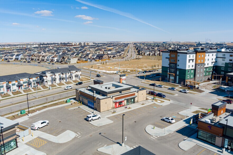More Photos Of 6004 Country Hills Blvd NE, Calgary Storefront For Lease