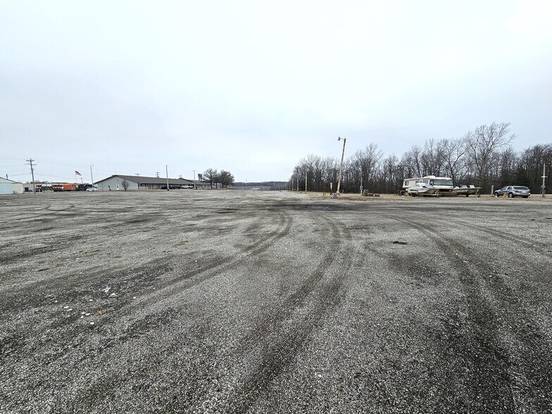 More Photos Of 1920 Bob Griffin Rd, Cameron Hotel For Sale