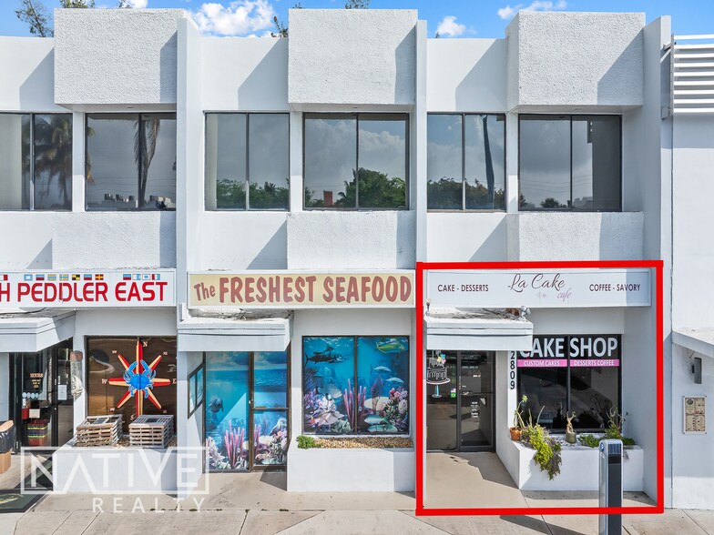 Primary Photo Of 2801-2809 E Commercial Blvd, Fort Lauderdale Unknown For Lease