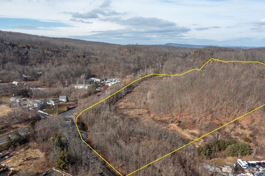 More Photos Of 525 Kensington Ave, Meriden Land For Sale