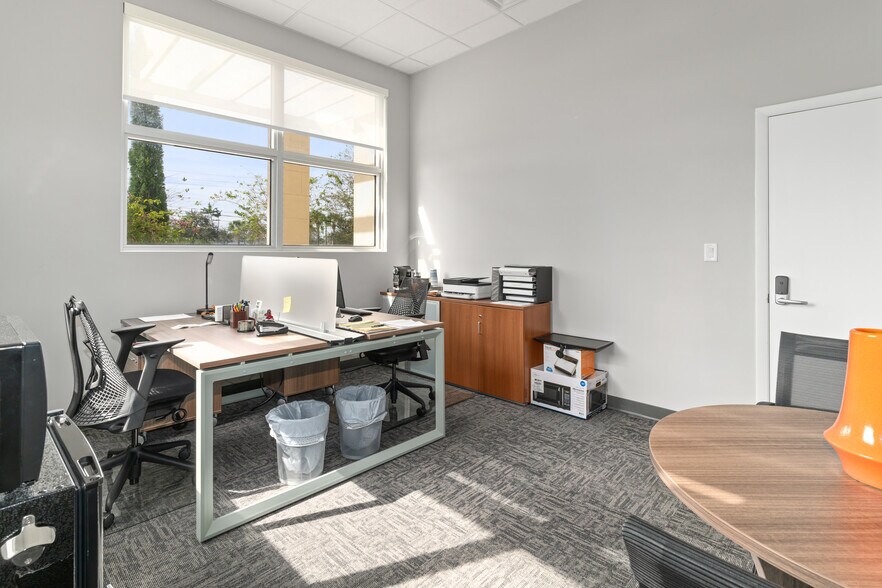 More Photos Of 4640 S University Dr, Davie Medical For Sale