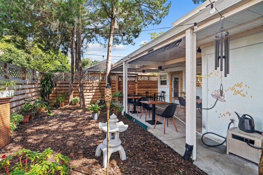 More Photos Of 56 Grove Ave, Saint Augustine Restaurant For Sale