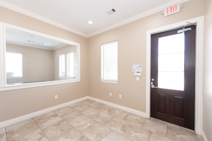 More Photos Of 21559 Provincial Blvd, Katy Medical For Sale