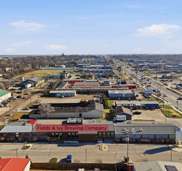 More Photos Of 706 E 23rd St, Lawrence Restaurant For Sale