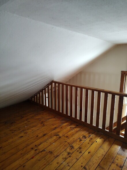 More Photos Of 2733 Dartmouth College, North Haverhill Apartments For Sale