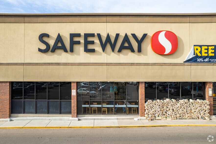 More Photos Of 11058-11098 W Jewell Ave, Lakewood Unknown For Lease