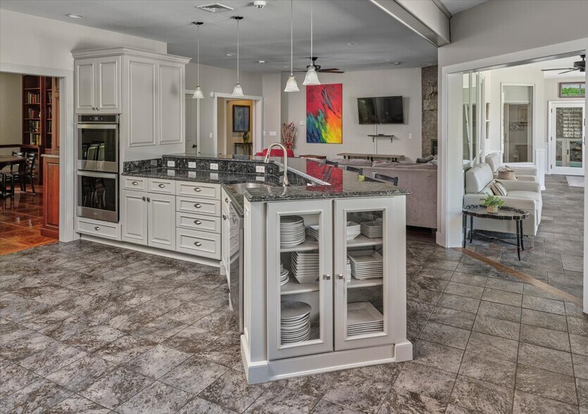 More Photos Of 3533 PA 2012, Union Dale Specialty For Sale