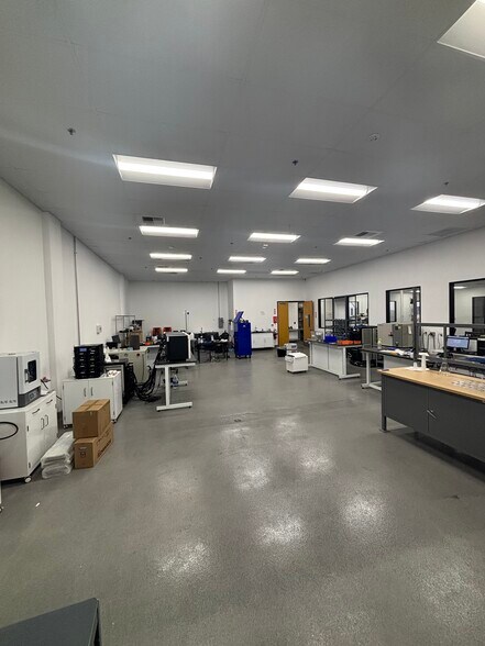 More Photos Of 1325 E El Segundo Blvd, El Segundo Food Processing For Lease