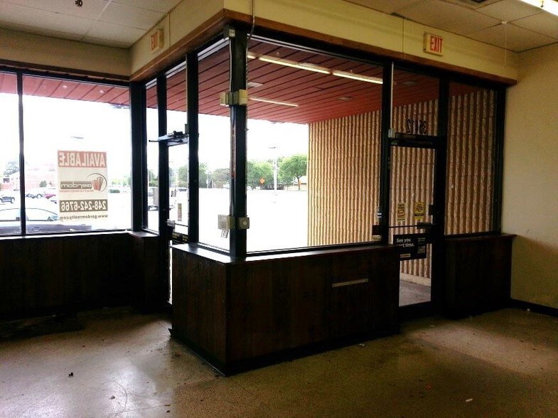 More Photos Of 35400-35412 E Michigan Ave, Wayne Storefront For Lease