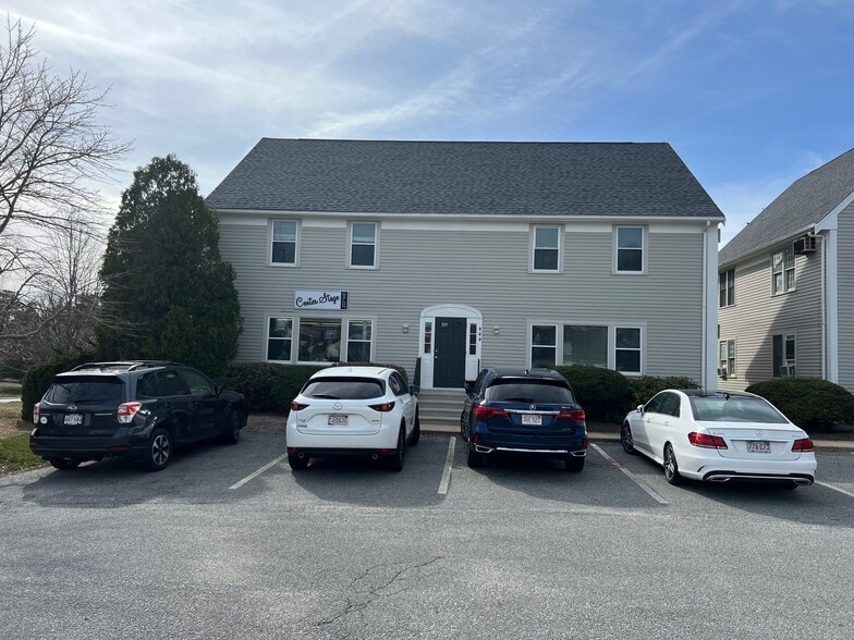 Primary Photo Of 444 Waquoit Hwy, East Falmouth Office For Lease