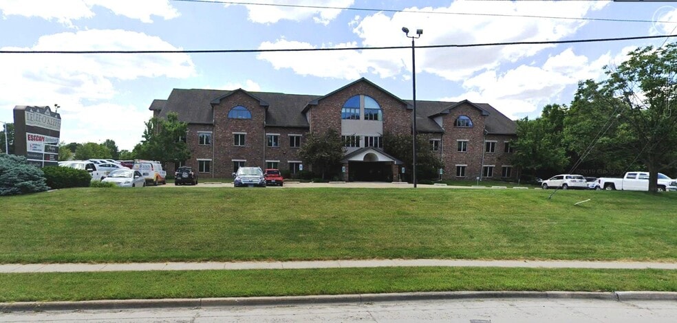 More Photos Of 2501 Chatham Rd, Springfield Office For Lease