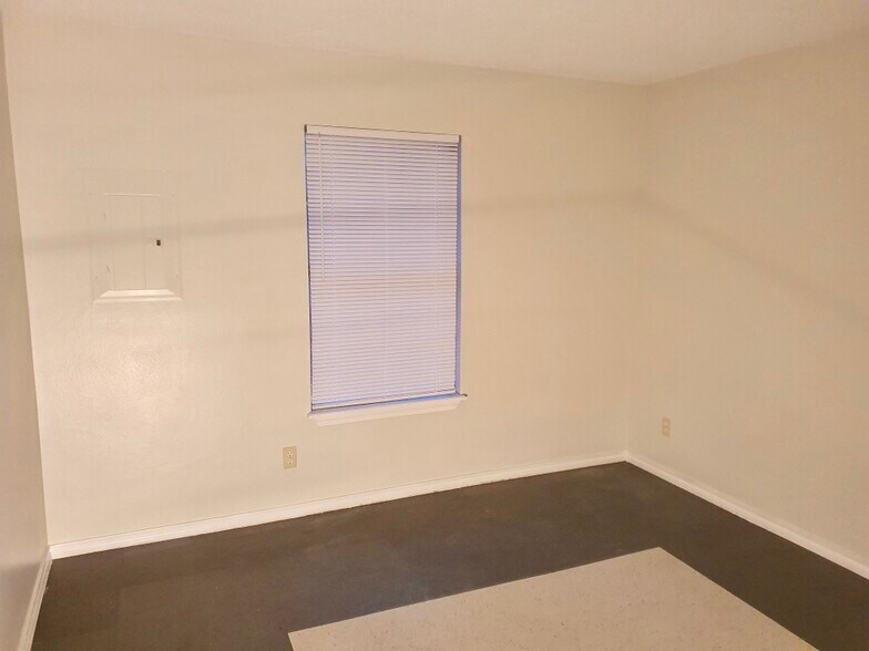 More Photos Of 416 Campbell St, Hot Springs Apartments For Sale