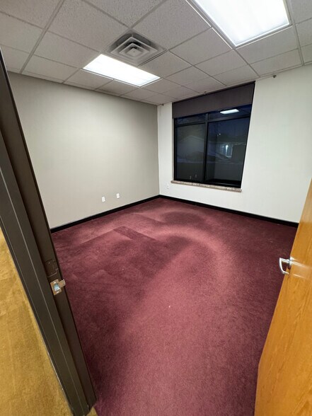 More Photos Of 525 N Peters Ave, Fond Du Lac Unknown For Lease