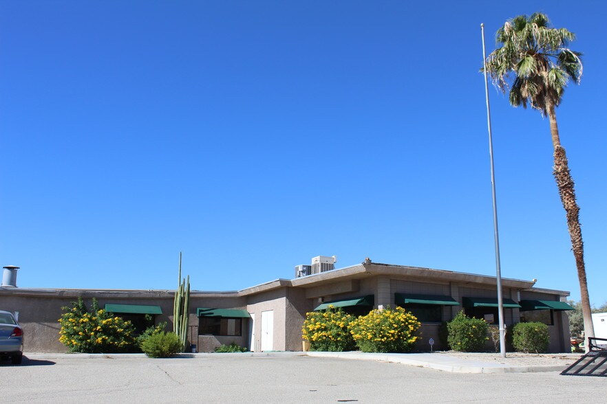 Primary Photo Of 69391 Dillon Rd, Desert Hot Springs Service For Sale