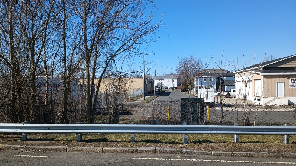 More Photos Of 23 New Bridge, West Springfield Land For Sale