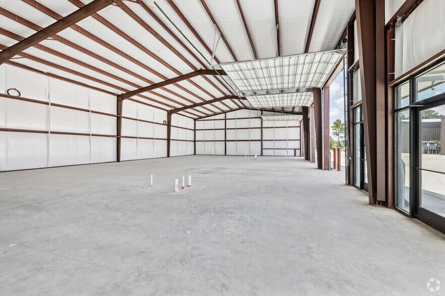 More Photos Of 12338 Spring Cypress Rd, Tomball Unknown For Lease