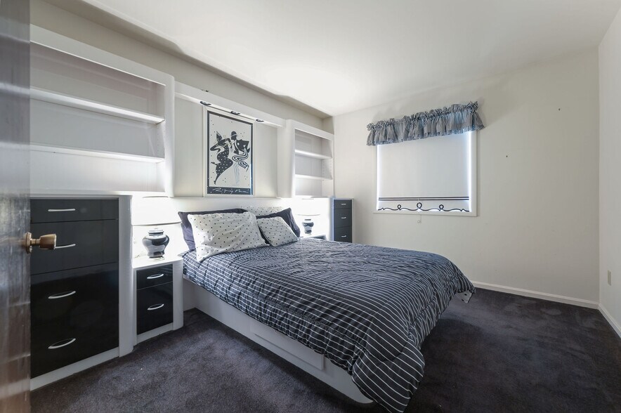 More Photos Of 9155 Campbell Ln, Bridgeville Office For Sale