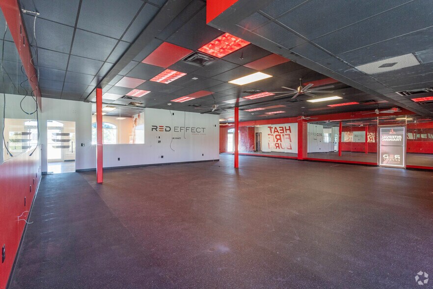 More Photos Of 480 24th Ave NW, Norman General Retail For Sale
