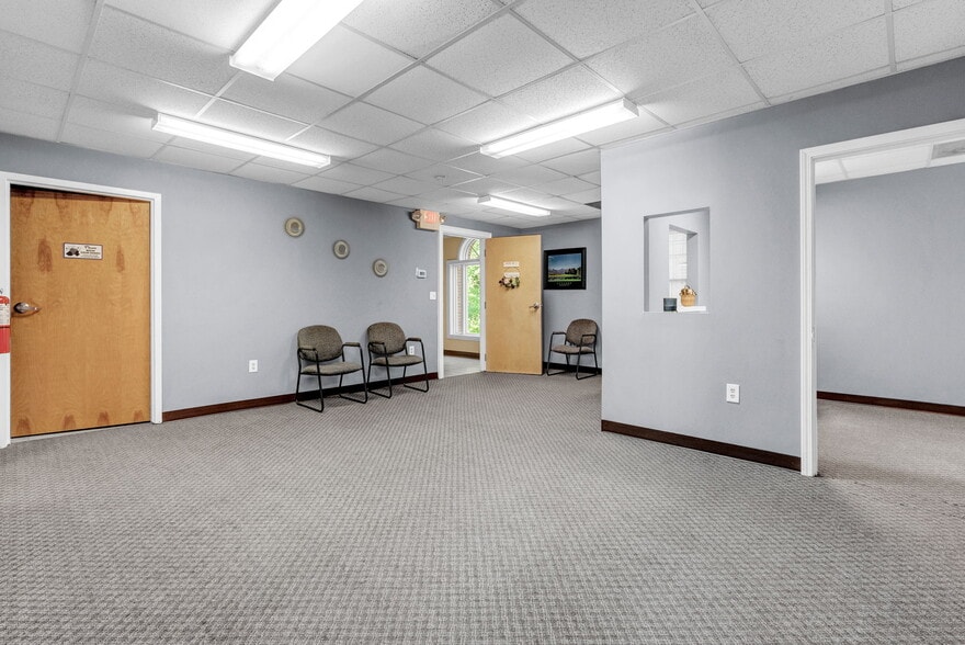 More Photos Of 4171 Marietta St, Powder Springs Medical For Lease