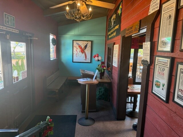 More Photos Of 1964 W Foothill Blvd, Upland Restaurant For Sale