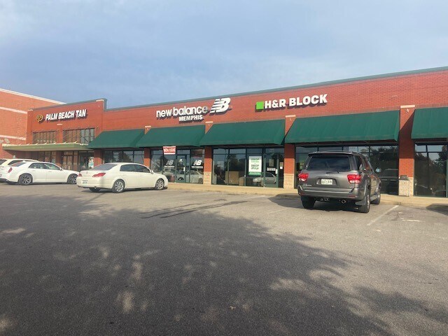 More Photos Of 1134-1140 N Germantown Pky, Cordova General Retail For Lease