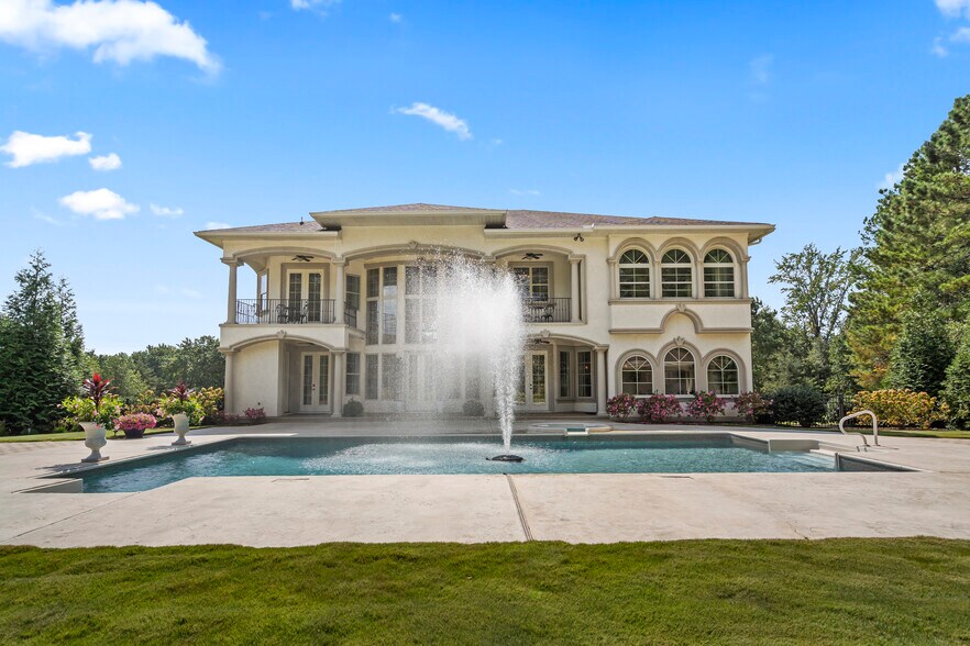 More Photos Of 220 Fincher Rd, Pauline Lodge Meeting Hall For Sale