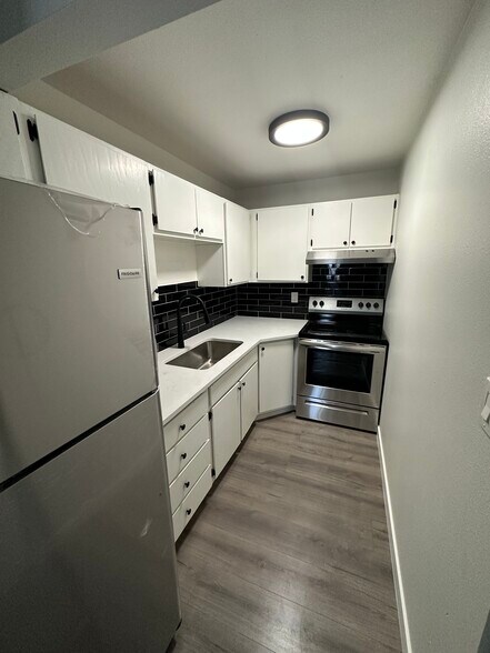 More Photos Of 1509 3rd Ave, Greeley Apartments For Sale