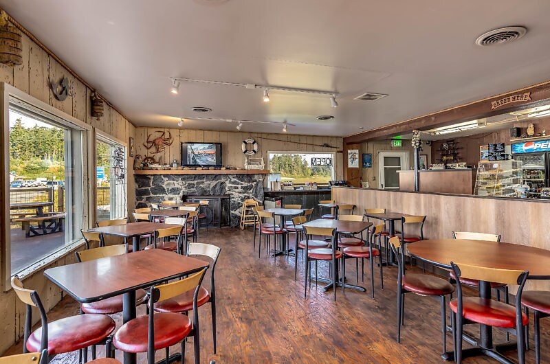 More Photos Of 12981 State Route 20, Coupeville Restaurant For Sale